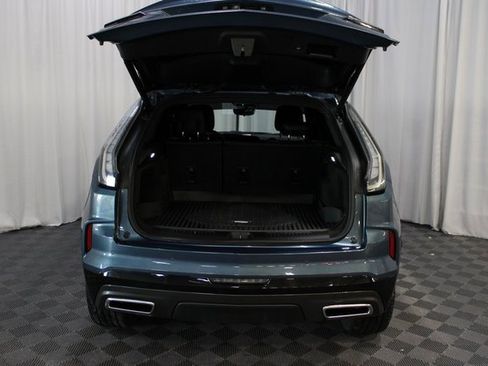 Used 2024 Cadillac XT4 Sport image 7