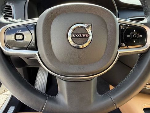 Certified 2025 Volvo XC90 B6 Ultra w/ Protection Package Premier AWD/4WD image 25