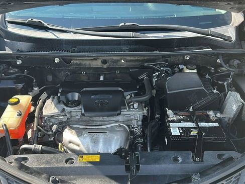 Used 2015 Toyota RAV4 XLE FWD image 3