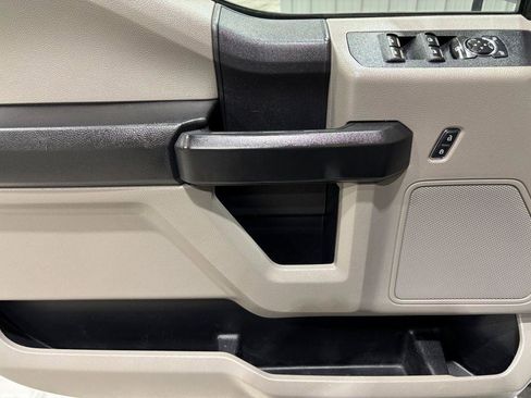 Used 2020 Ford F250 XL w/ Power Equipment Group image 16