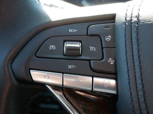 Used 2023 Cadillac Escalade Sport Platinum w/ LPO, ONYX Package AWD/4WD image 30