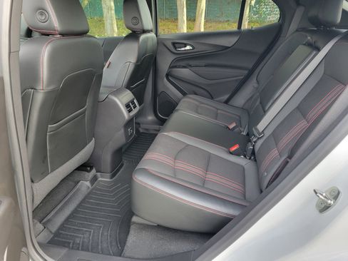 Certified 2023 Chevrolet Equinox RS w/ LPO, Cargo Package image 31