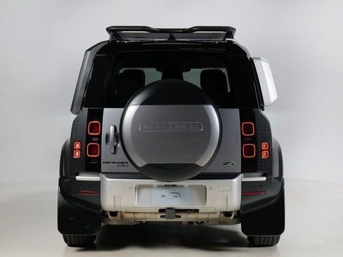 Used 2020 Land Rover Defender 110 HSE image 7