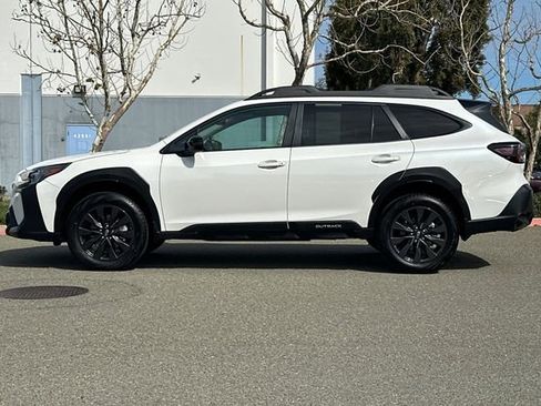 New 2025 Subaru Outback Onyx Edition image 7