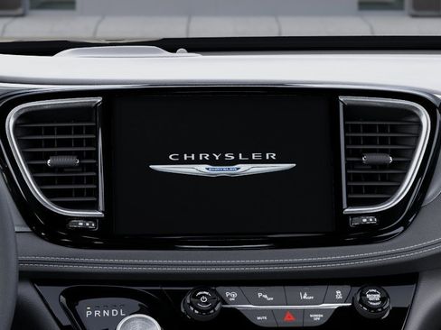 New 2025 Chrysler Pacifica Select w/ Uconnect Theater Family Group image 10
