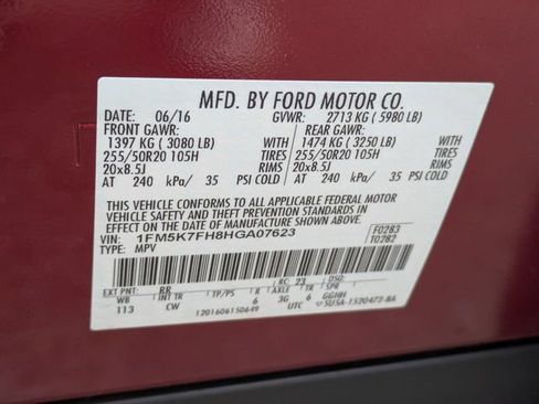 Used 2017 Ford Explorer Limited w/ Equipment Group 301A FWD image 32