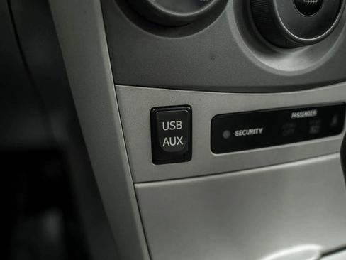 Used 2013 Toyota Corolla LE Special Edition image 20