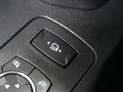 Used 2019 Ford F250 Lariat w/ Lariat Ultimate Package AWD/4WD image 31