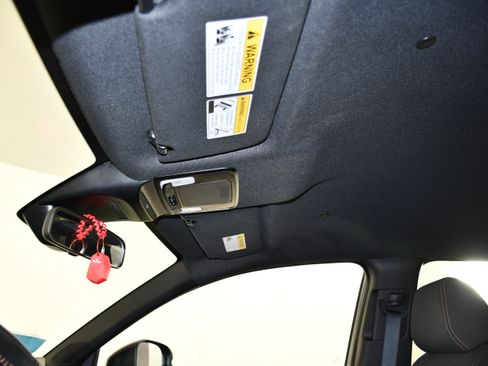 Used 2026 Honda HR-V Sport image 38
