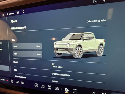 Used 2022 Rivian R1T Launch Edition image 18