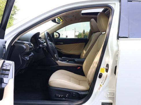 Used 2015 Lexus IS 250 AWD w/ Navigation System Package image 37