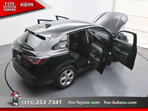 Used 2024 Honda HR-V LX image 37