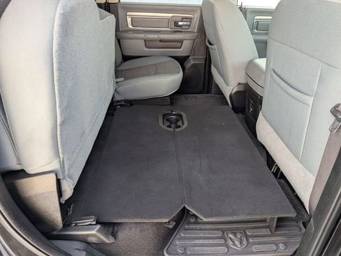 Used 2018 RAM 1500 Big Horn image 28