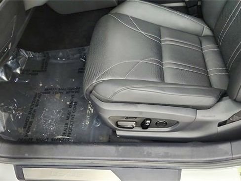 Used 2025 Lexus ES 350 Ultra Luxury image 33
