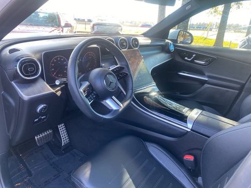 Used 2025 Mercedes-Benz GLC 350e GLC 350e image 10