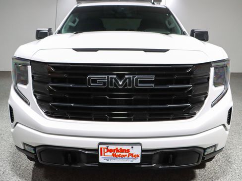 Used 2024 GMC Sierra 1500 Elevation w/ X31 Off-Road Package image 5