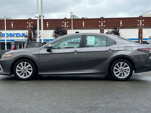 Used 2023 Toyota Camry LE image 7