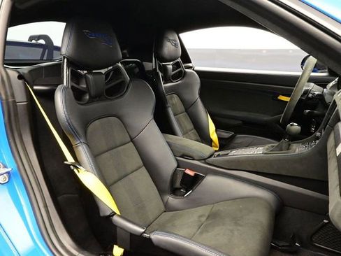 Certified 2023 Porsche 718 Cayman GT4 RS RWD image 13