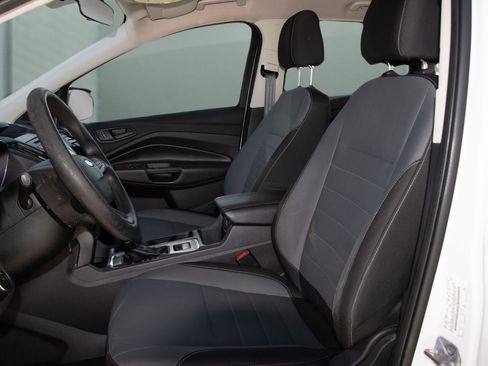 Used 2017 Ford Escape S image 24