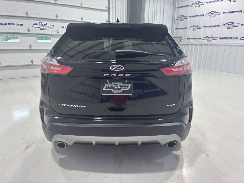 Used 2024 Ford Edge Titanium AWD/4WD image 5