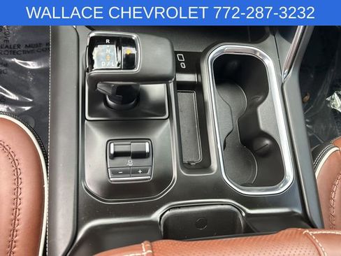 Used 2025 GMC Sierra 1500 Denali Ultimate AWD/4WD image 18