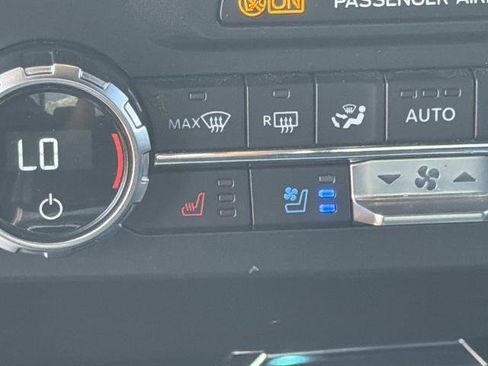 Certified 2022 Ford F250 Platinum AWD/4WD image 16