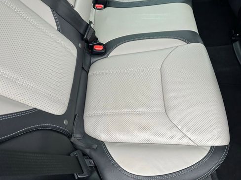 Used 2023 Subaru Forester Limited image 20