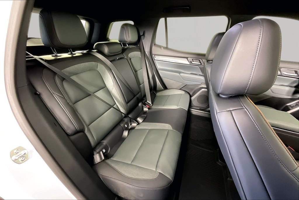 New 2027 GMC Terrain AT4 w/ Convenience Package III AWD/4WD image 11