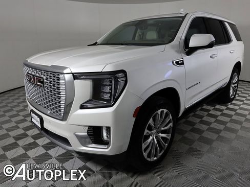 Used 2021 GMC Yukon Denali w/ Denali Premium Package image 10