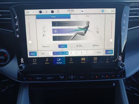 New 2026 Jeep Grand Wagoneer L 4WD image 4