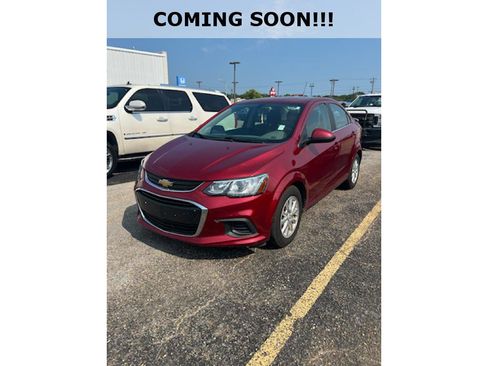 Used 2020 Chevrolet Sonic LT FWD image 1
