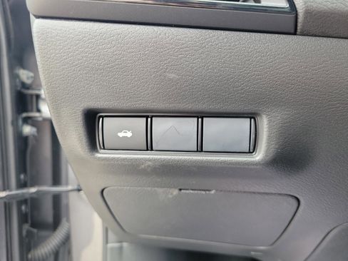 New 2026 Nissan Sentra SR w/ Floor Mat Package image 17