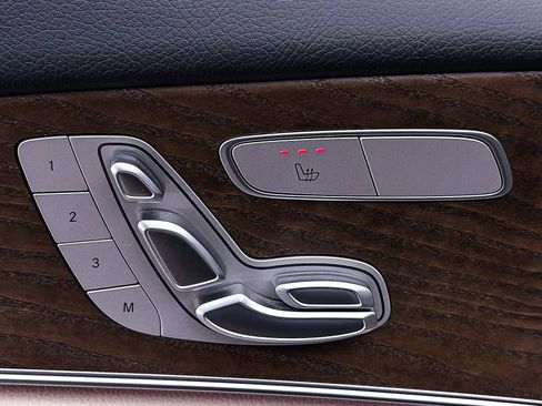 Used 2022 Mercedes-Benz E 350 Sedan image 20