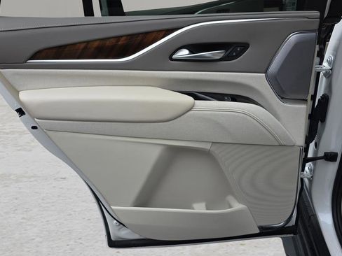 Certified 2024 Cadillac Escalade Sport Platinum w/ Heavy-Duty Trailer Package image 20