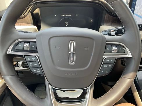 Used 2023 Lincoln Nautilus Reserve w/ Equipment Group 202A AWD/4WD image 11