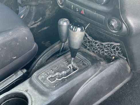 Used 2014 Jeep Wrangler Sport AWD/4WD image 10