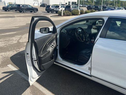 Used 2015 Buick LaCrosse Leather FWD image 10