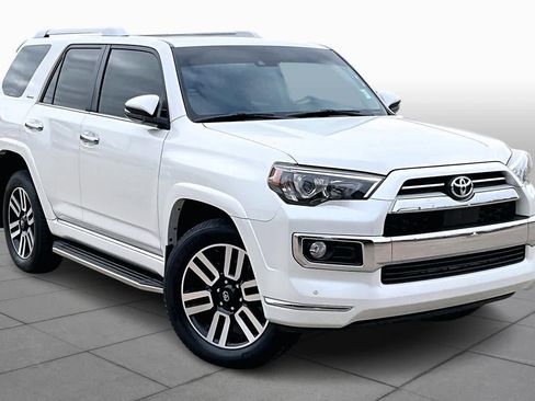 Used 2020 Toyota 4Runner Limited image 2