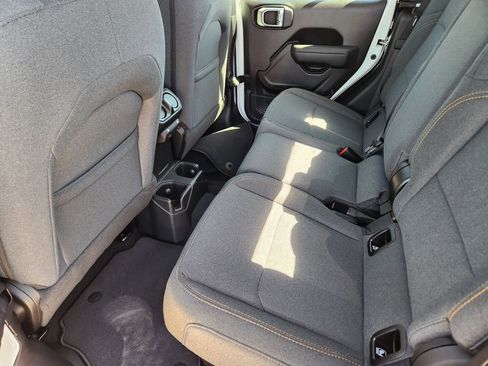 New 2026 Jeep Gladiator Sport image 20