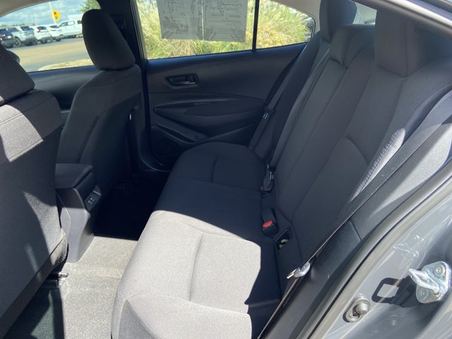 Used 2025 Toyota Corolla LE FWD image 13