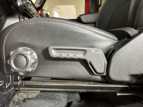 Used 2020 Jeep Wrangler Unlimited Sport AWD/4WD image 21