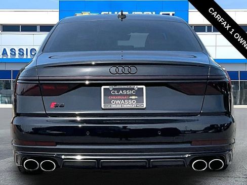 Used 2023 Audi S8 AWD/4WD image 4