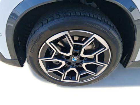 Used 2025 BMW X1 xDrive28i w/ Premium Package image 12