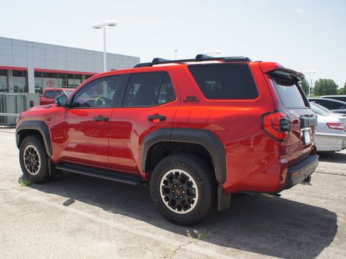 Used 2025 Toyota 4Runner TRD Off-Road Premium AWD/4WD image 6