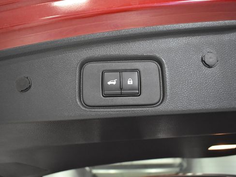 Used 2025 Nissan Pathfinder SL w/ SL Premium Package AWD/4WD image 38