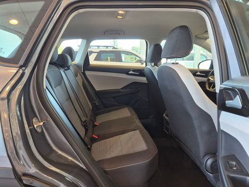 Used 2025 Volkswagen Taos S AWD/4WD image 26