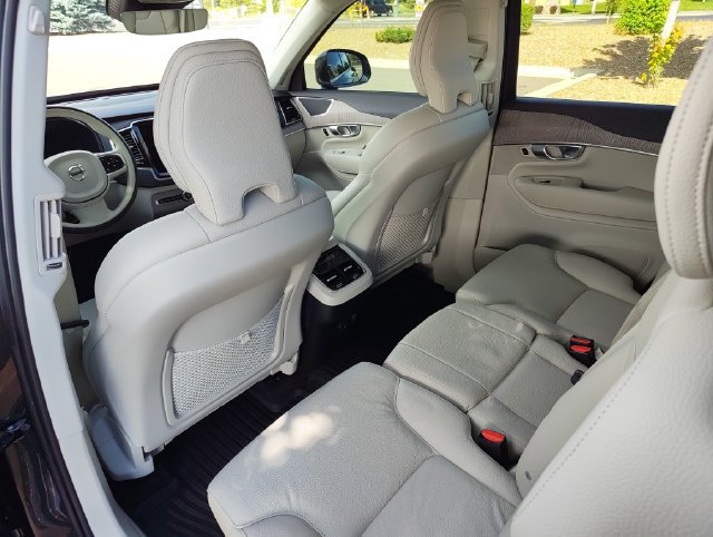 Used 2024 Volvo XC90 B6 Plus w/ Protection Package Premier AWD/4WD image 15