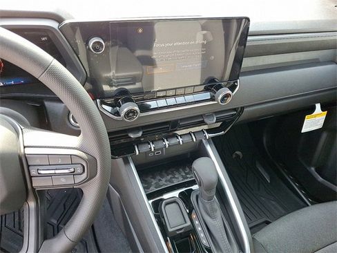 New 2026 Chevrolet Colorado W/T image 7