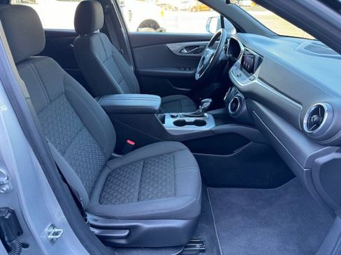 Used 2020 Chevrolet Blazer LT FWD image 16