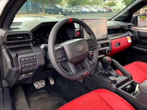 Used 2025 Toyota Tacoma TRD Pro image 19